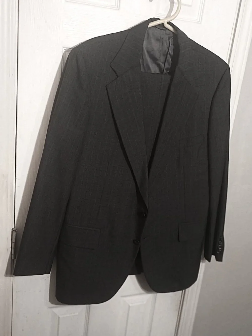 Tom James Men Gray Pinstripe 2 Piece Suit  42S